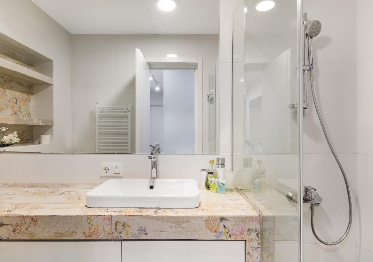 Hd New Apartment ティビリシ エクステリア 写真